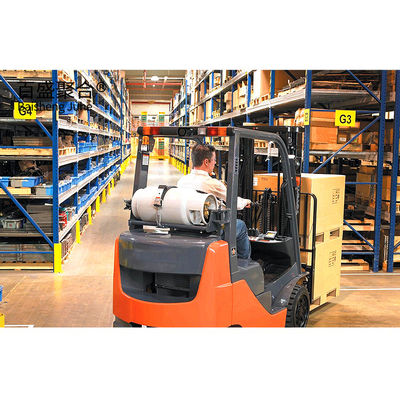 Q235B Classe Q355B Camion forklift fuoristrada per magazzino di attrezzature di stoccaggio pesanti