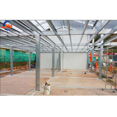 Q235/Q345 Costruzione di allevamenti di pollame in acciaio a basso tenore di carbonio Per bovini Capre Cavalli Arena Bovini pecore