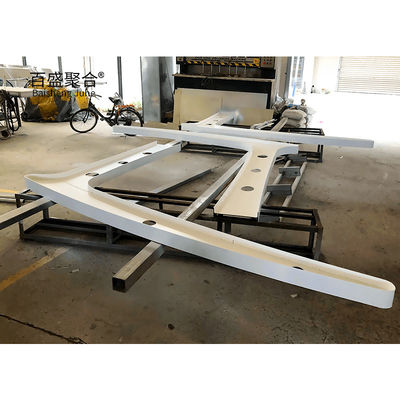 Pergola metallica a telaio di acciaio per parcheggi di autoveicoli con rivestimento in polvere bianca e trattamento termico