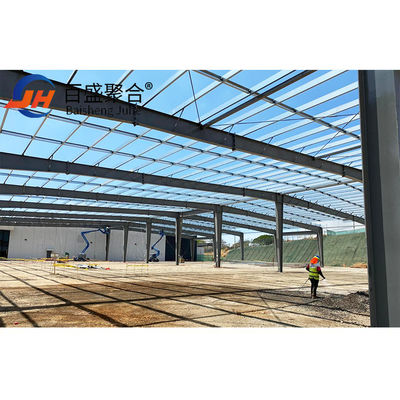 Light and Durable Space Frame Supermarket Building with Prefabricated Steel Structure Edificio con struttura in acciaio prefabbricata